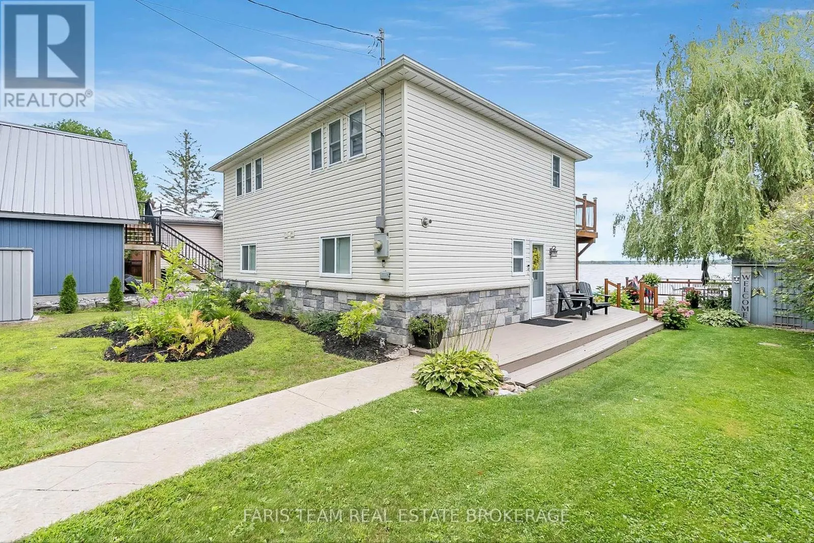 282 ROBINS POINT ROAD