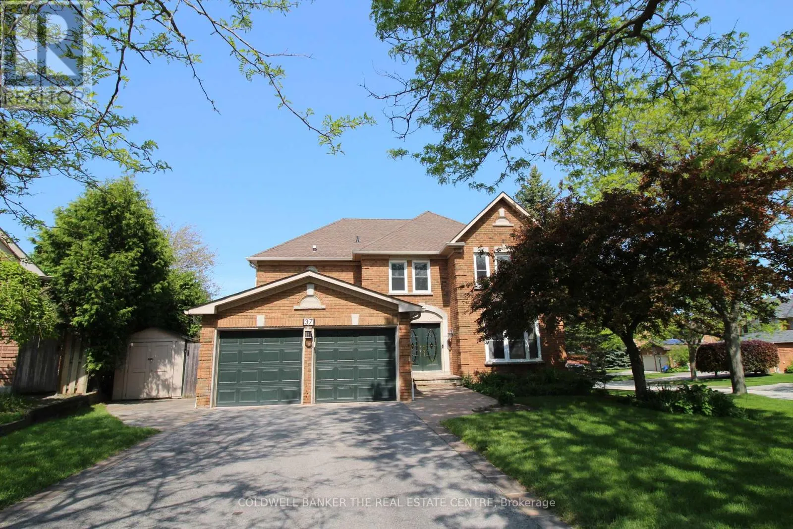 37 FALLING BROOK DRIVE