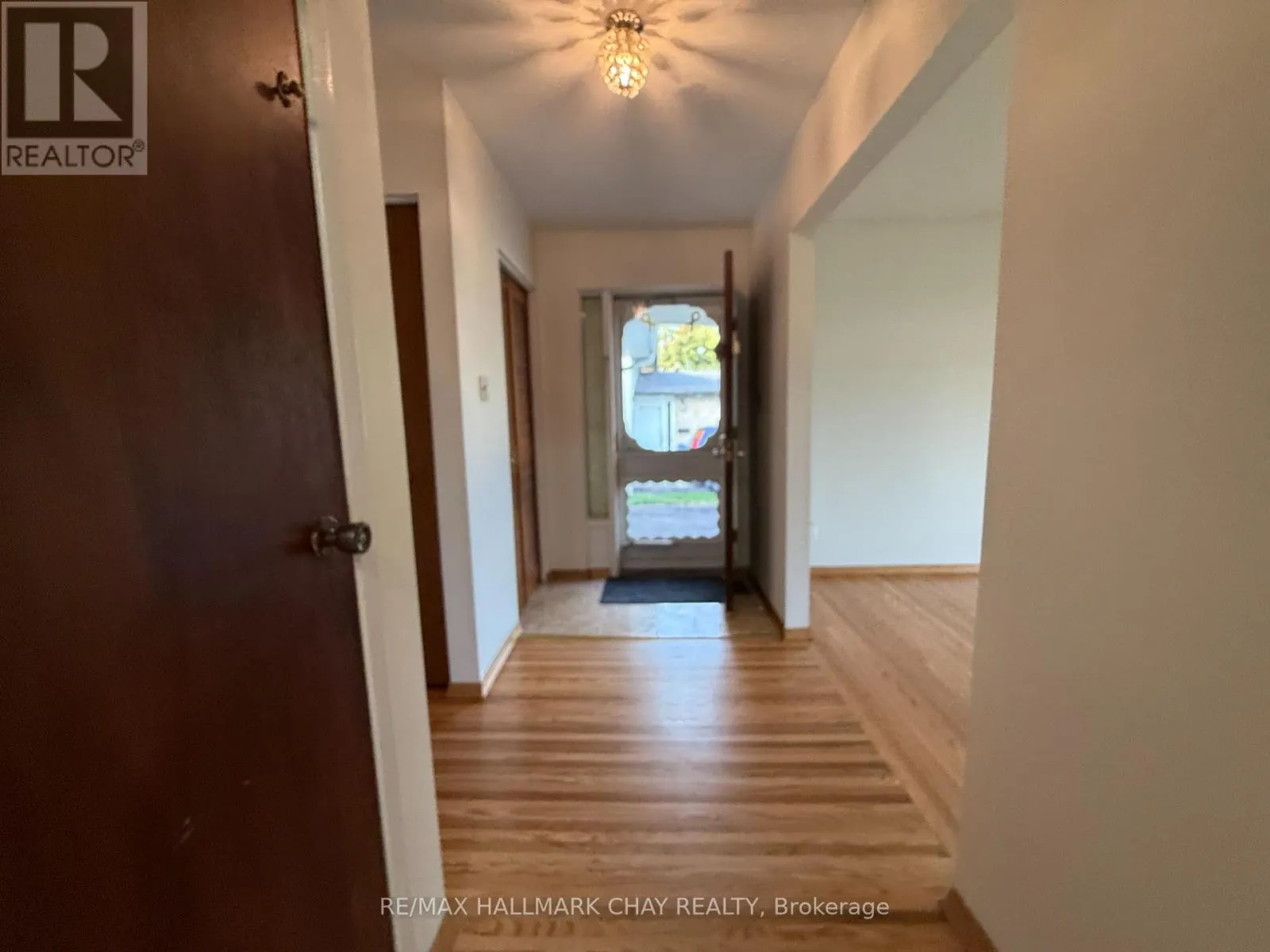 114 DAPHNE CRESCENT
