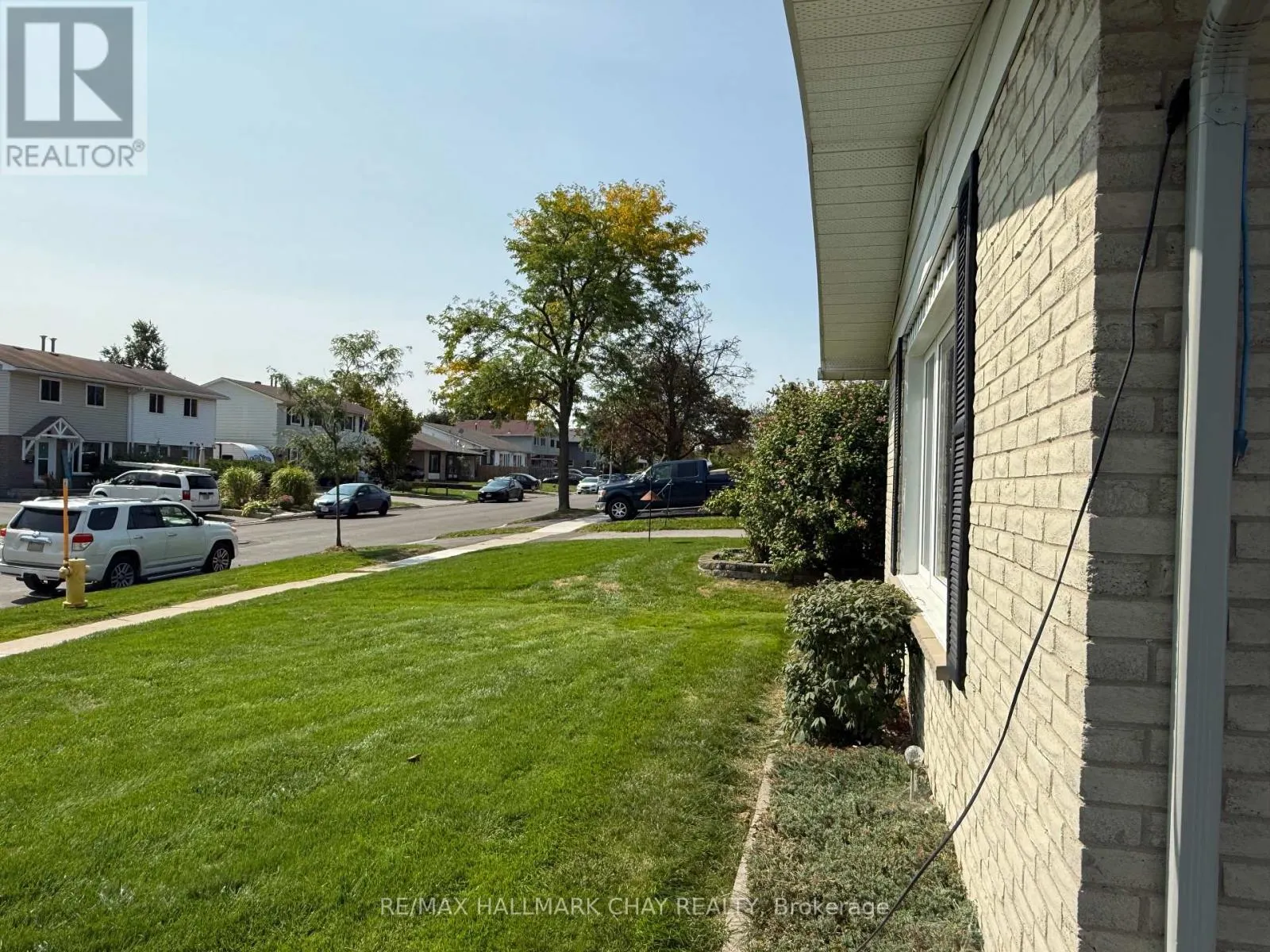 114 DAPHNE CRESCENT