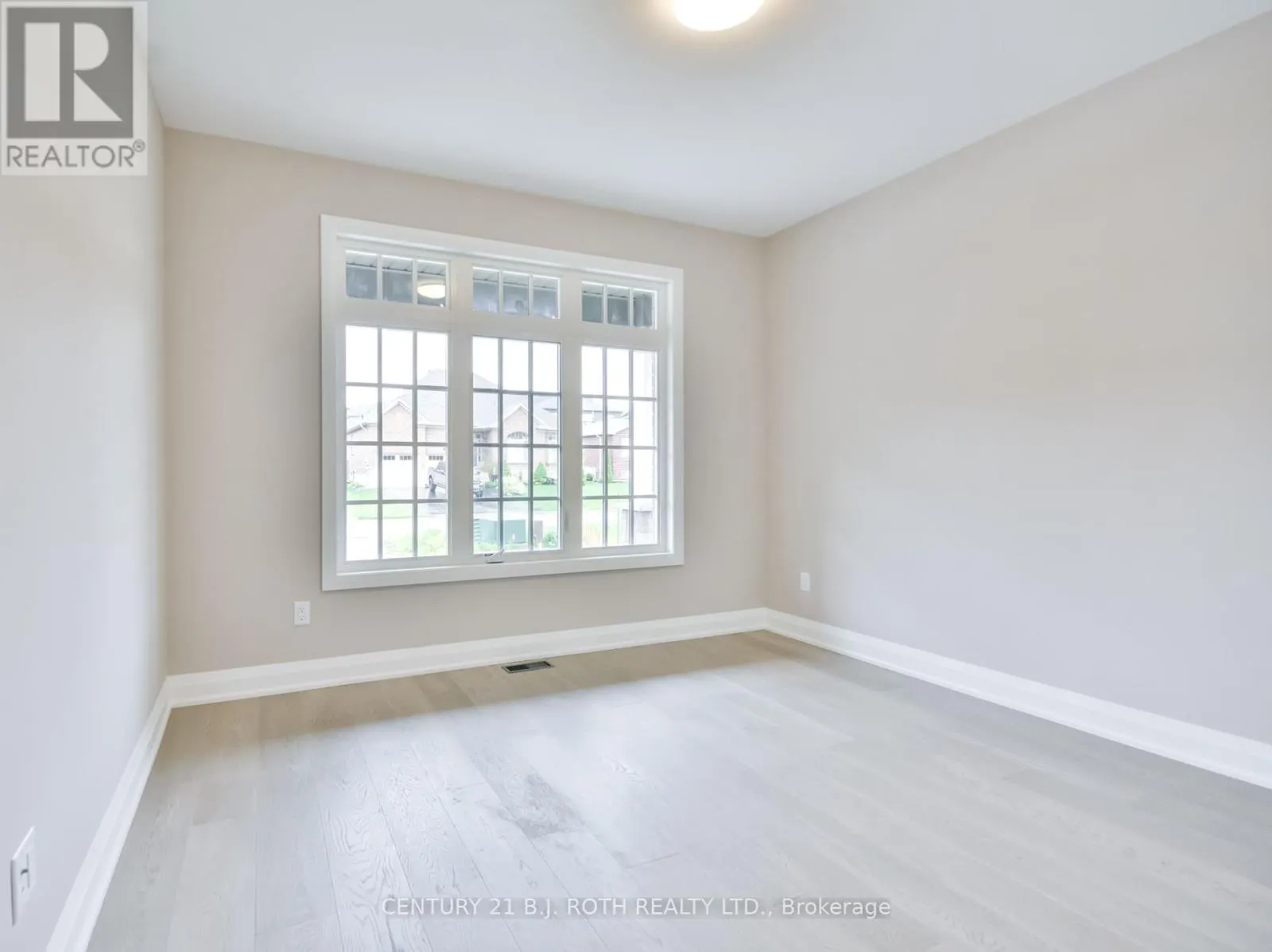 433 RUSS HOWARD DRIVE
