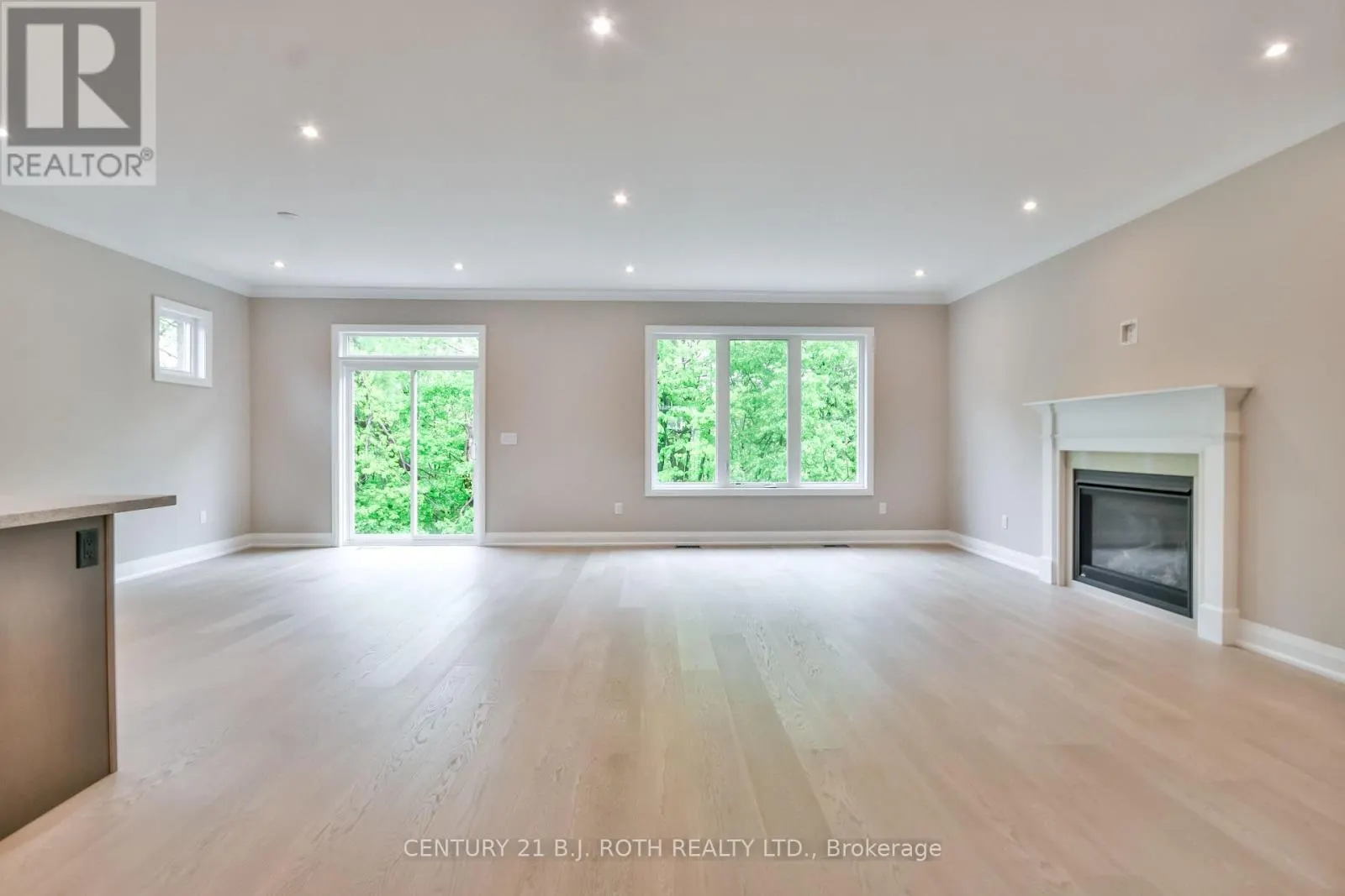 433 RUSS HOWARD DRIVE