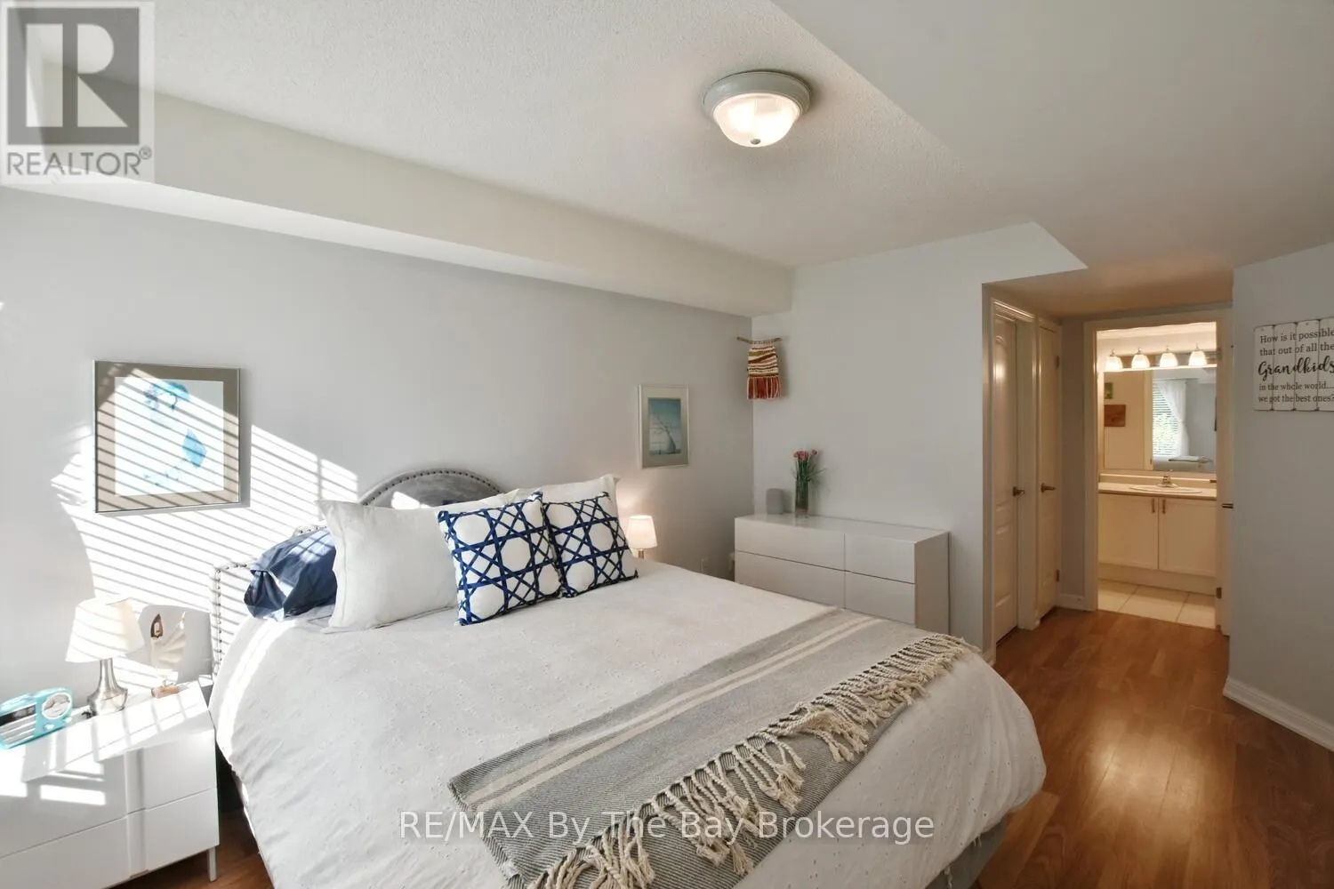 121 - 60 MULLIGAN LANE, #121