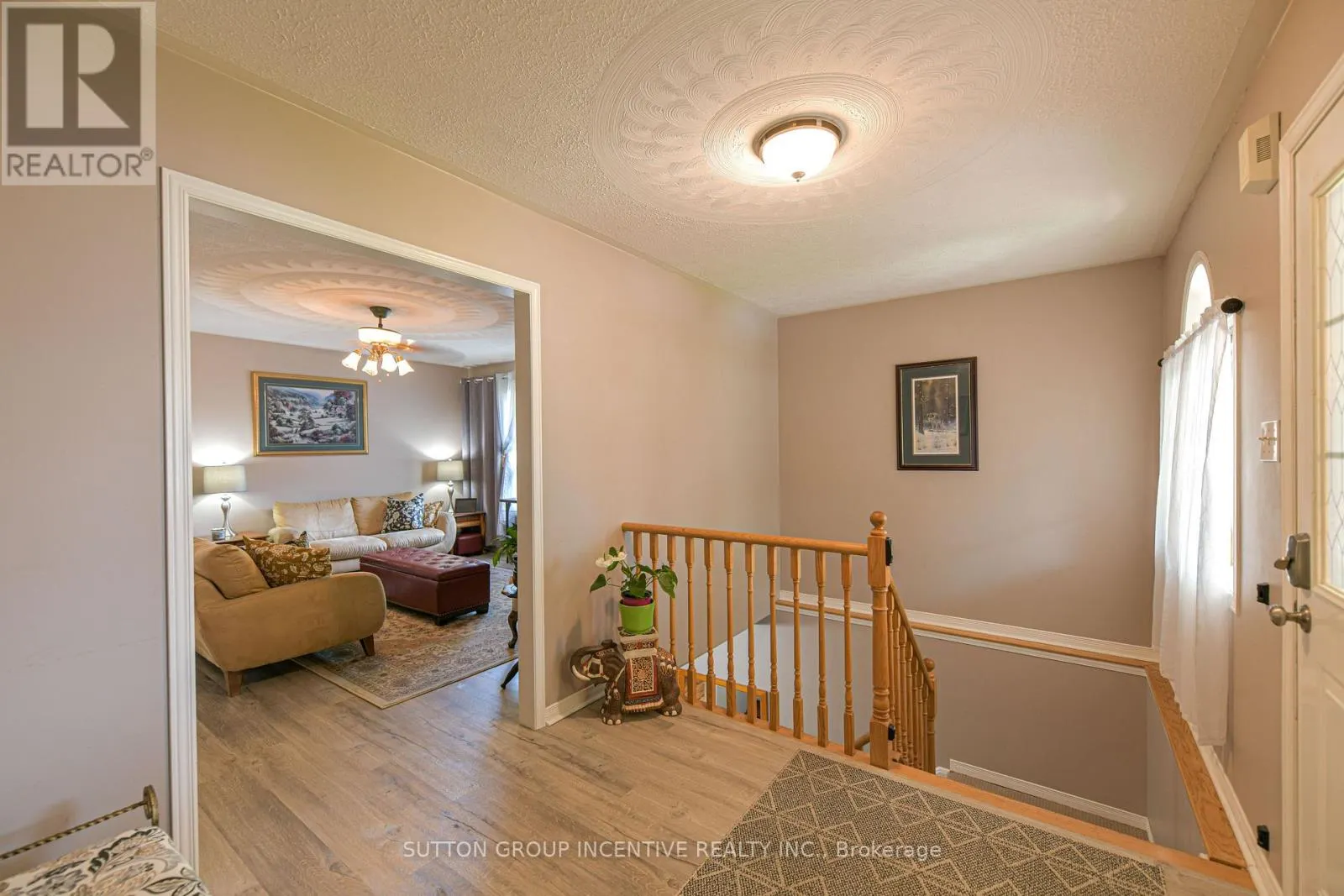 78 VANESSA DRIVE