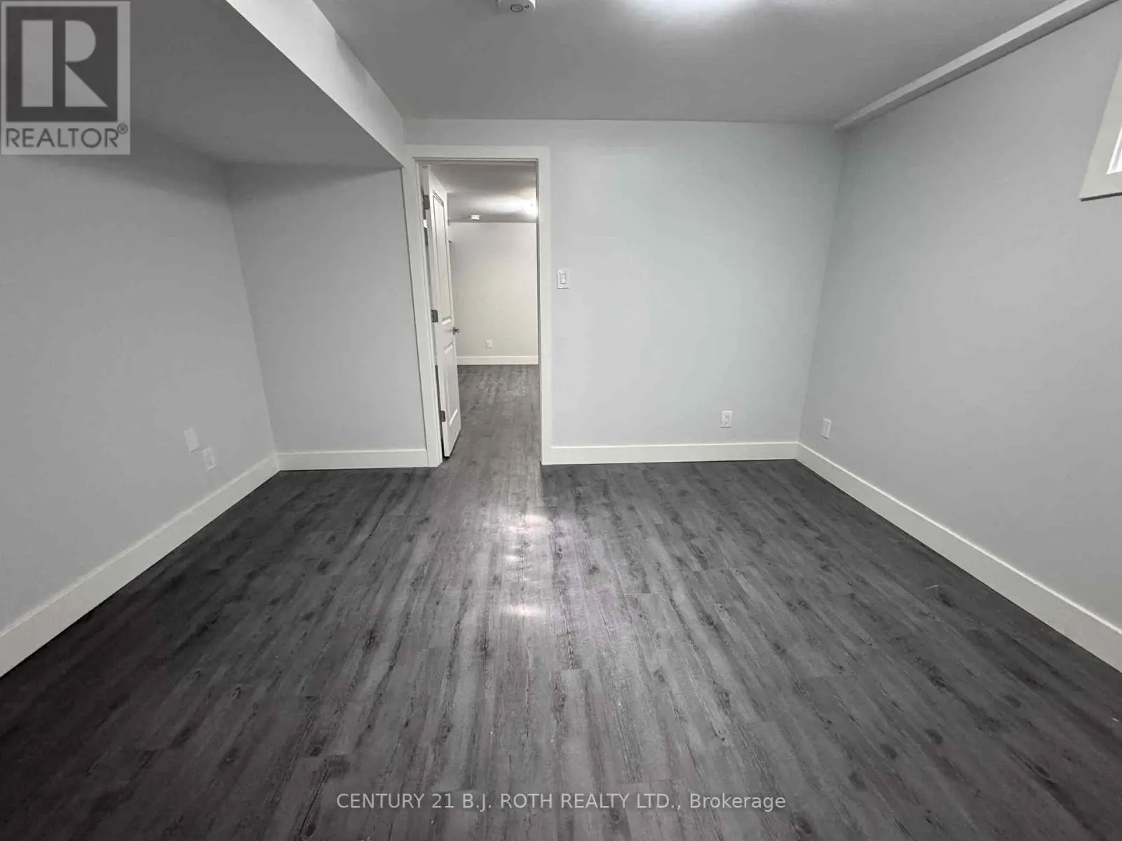 LOWER - 29 IRWIN DRIVE