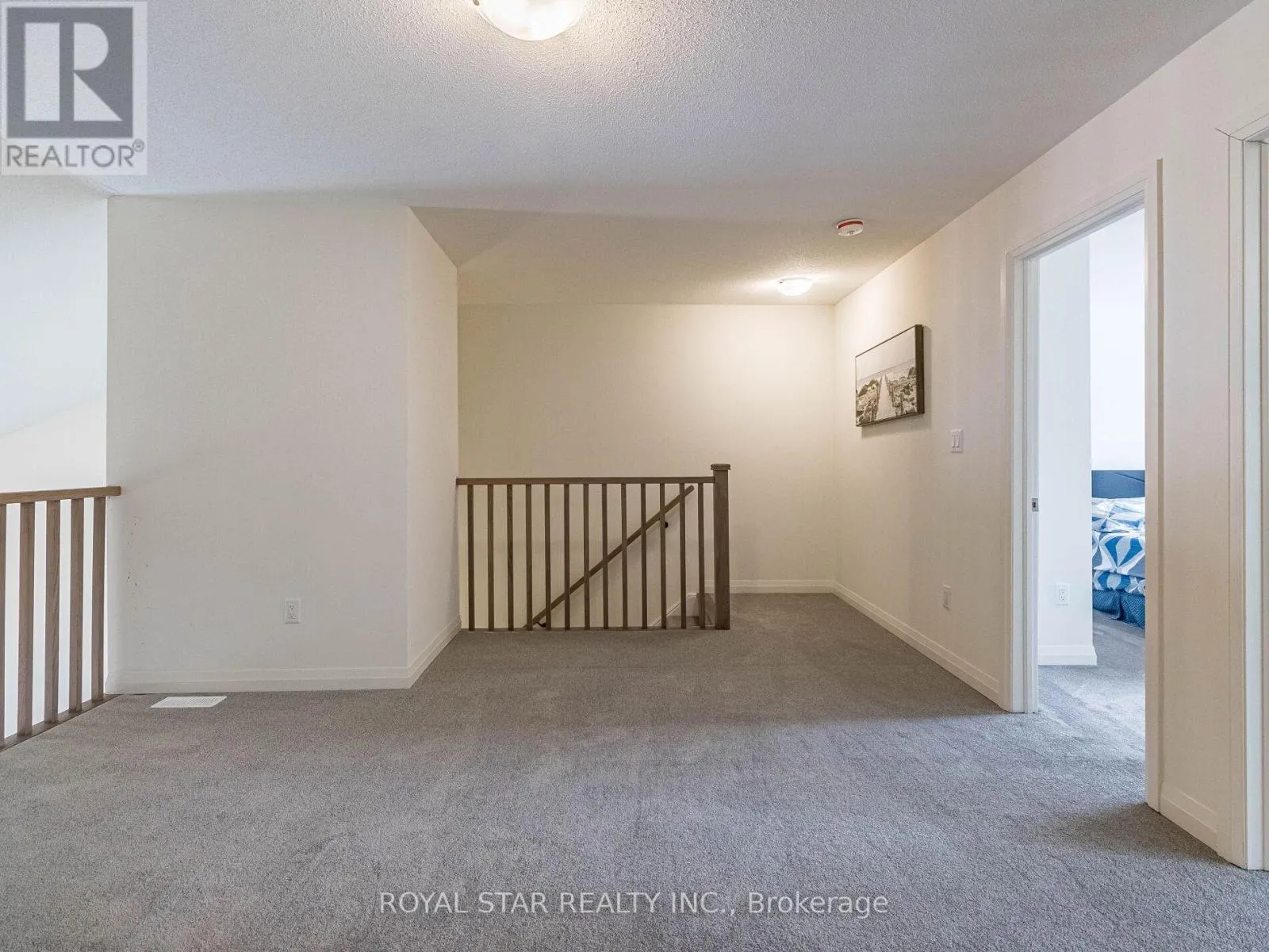 22 LAHEY CRESCENT