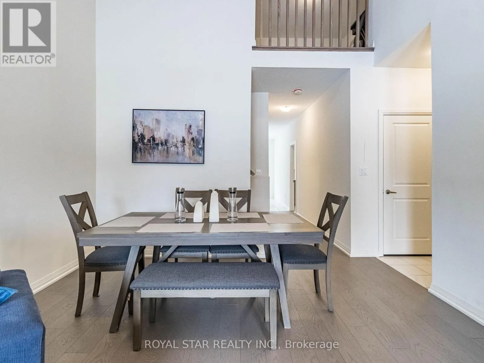 22 LAHEY CRESCENT