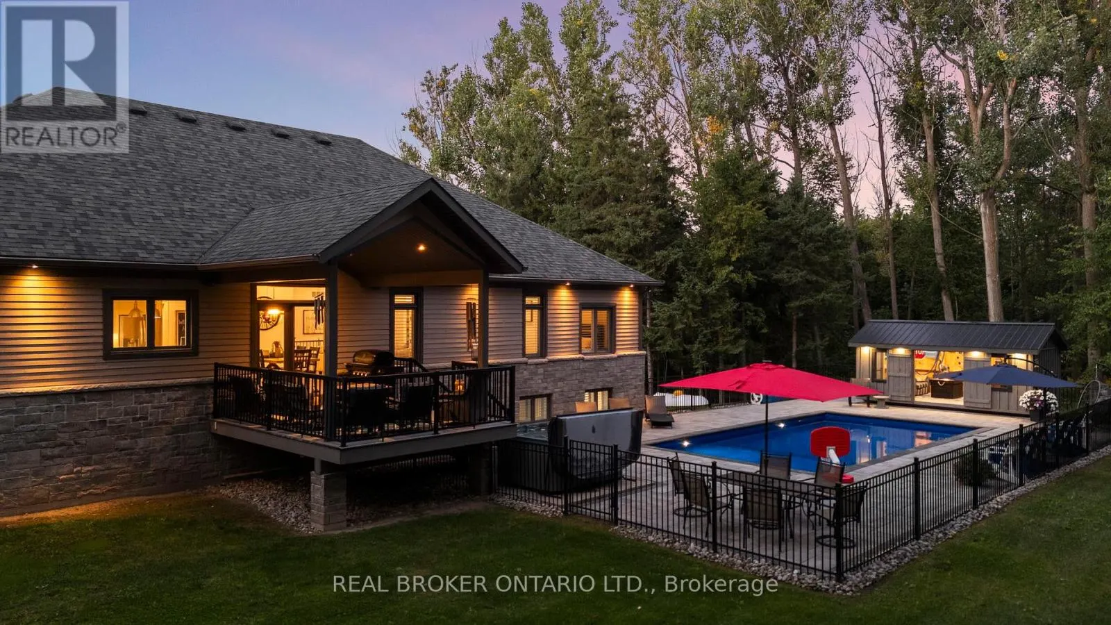 49 SYDENHAM TRAIL W