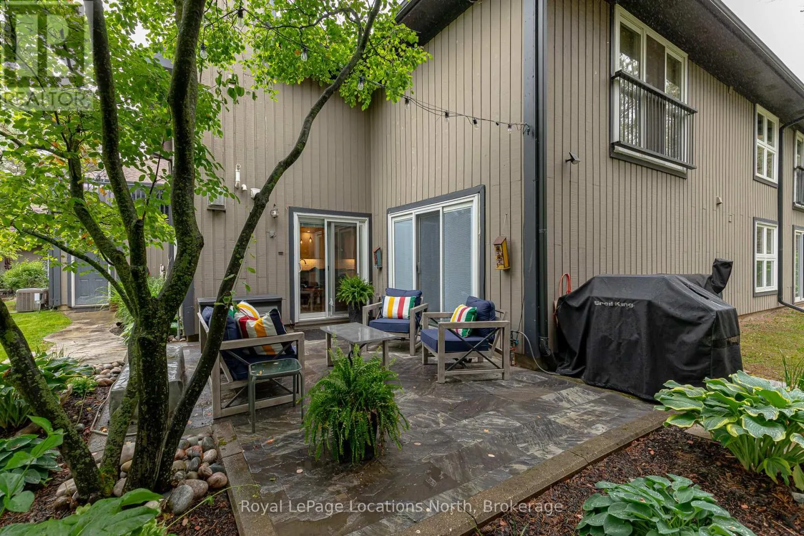 423 MARINERS WAY