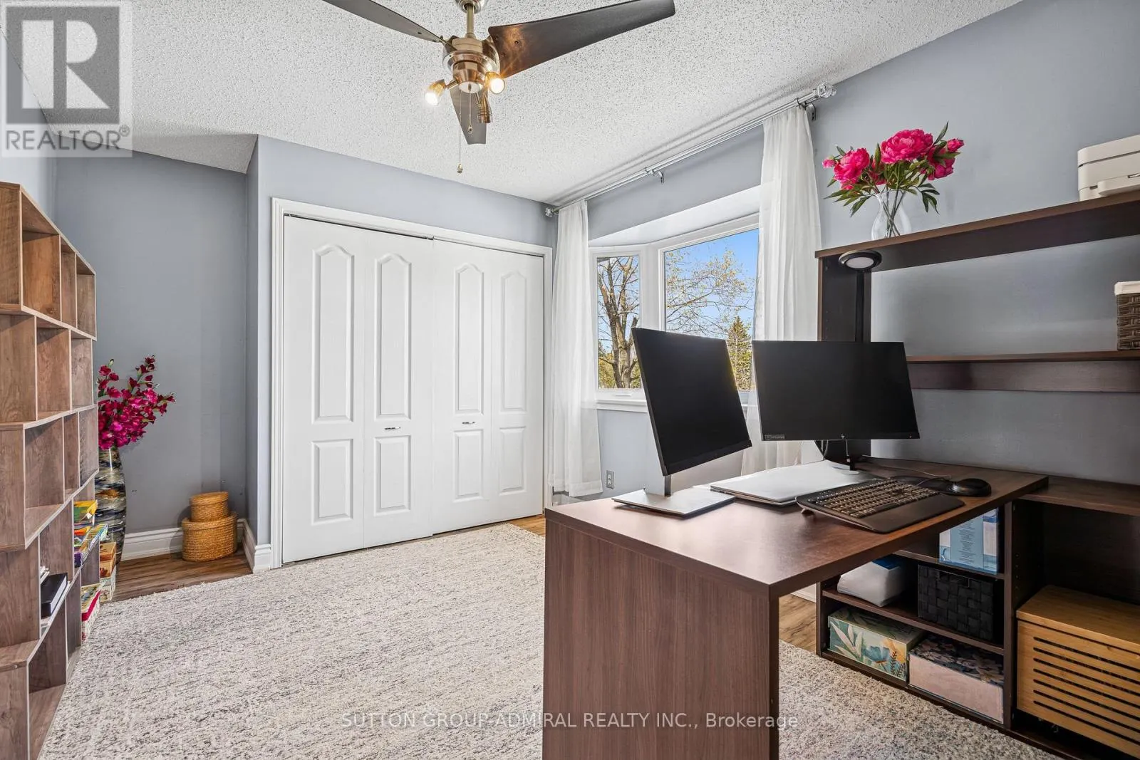 35 - 21 LAGUNA PARKWAY