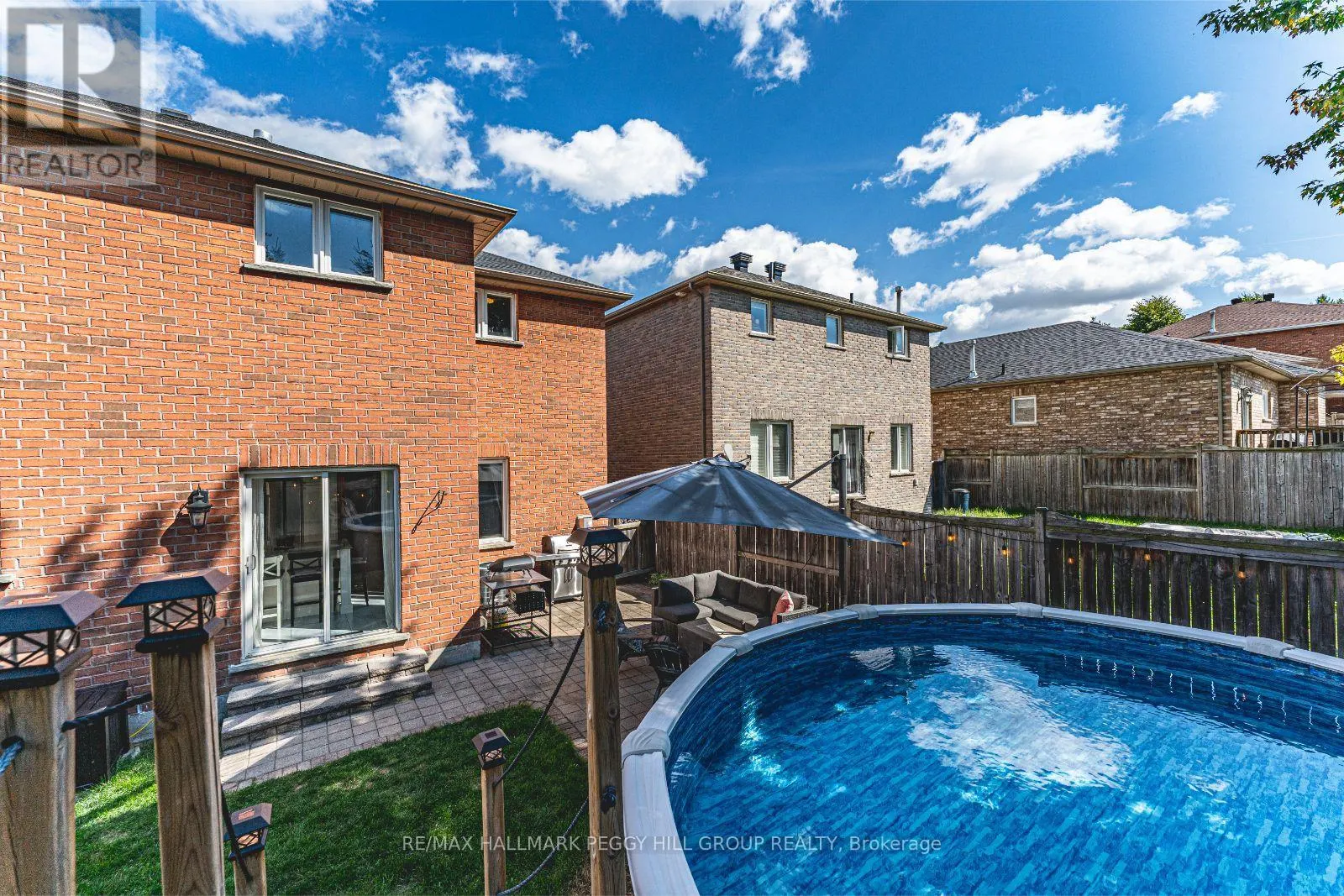 6 LAURELWOOD LANE