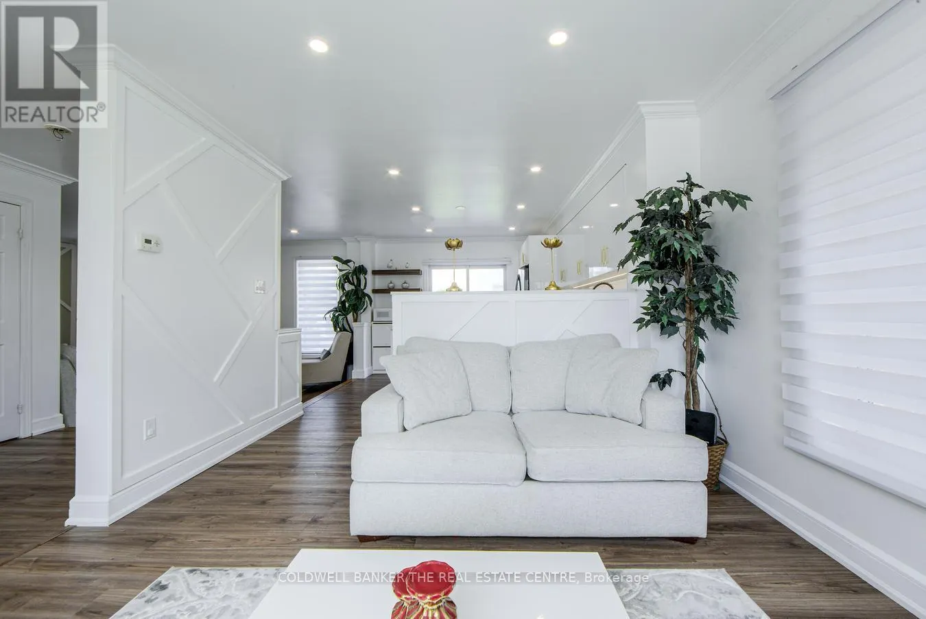 MAIN - 144 DEAN AVENUE S