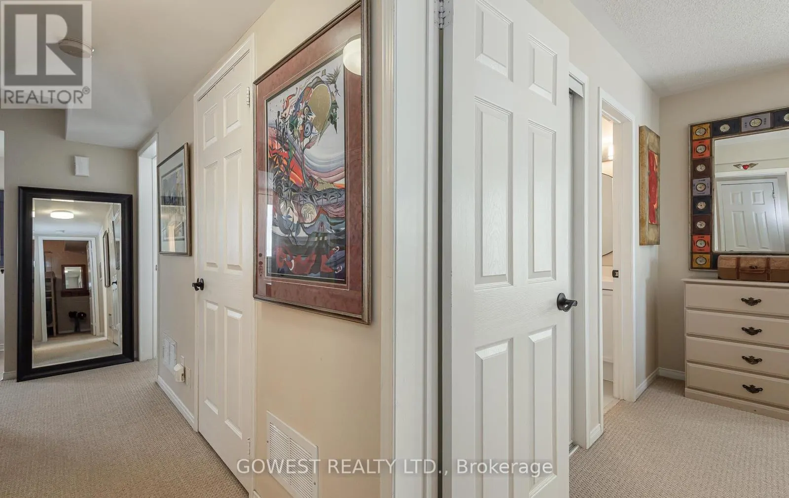 32 VALLEYMEDE COURT