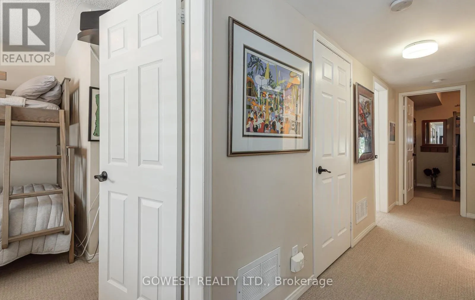 32 VALLEYMEDE COURT
