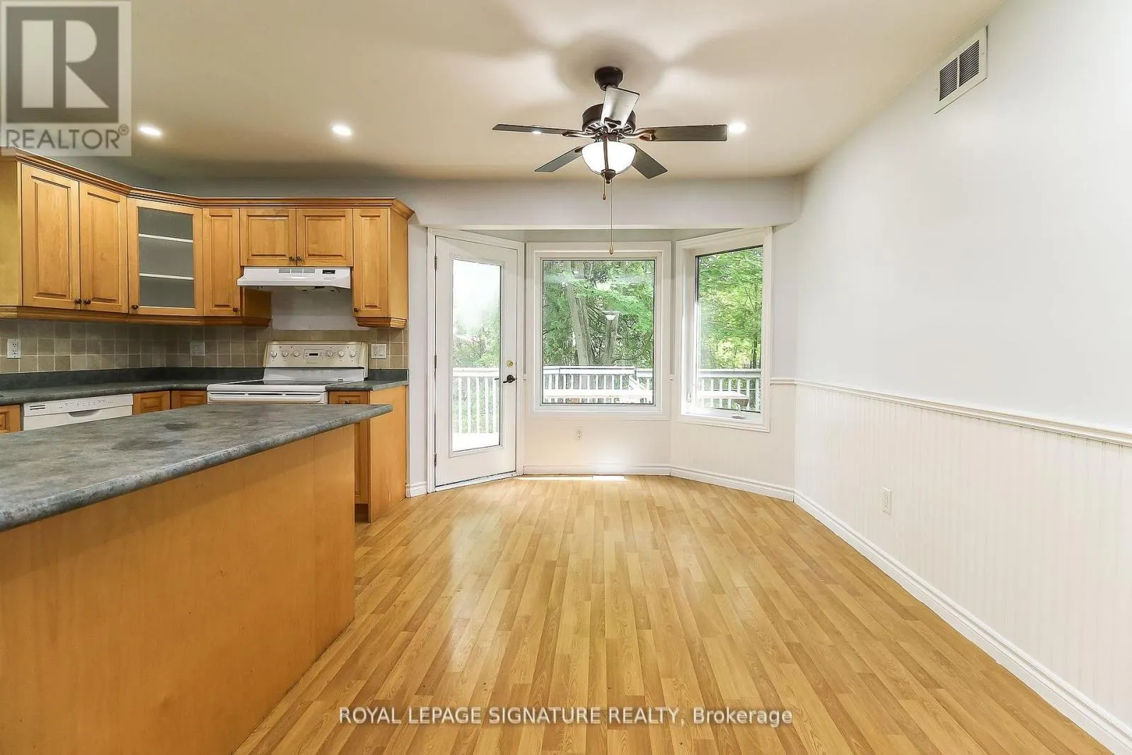 1463 RIVER ROAD