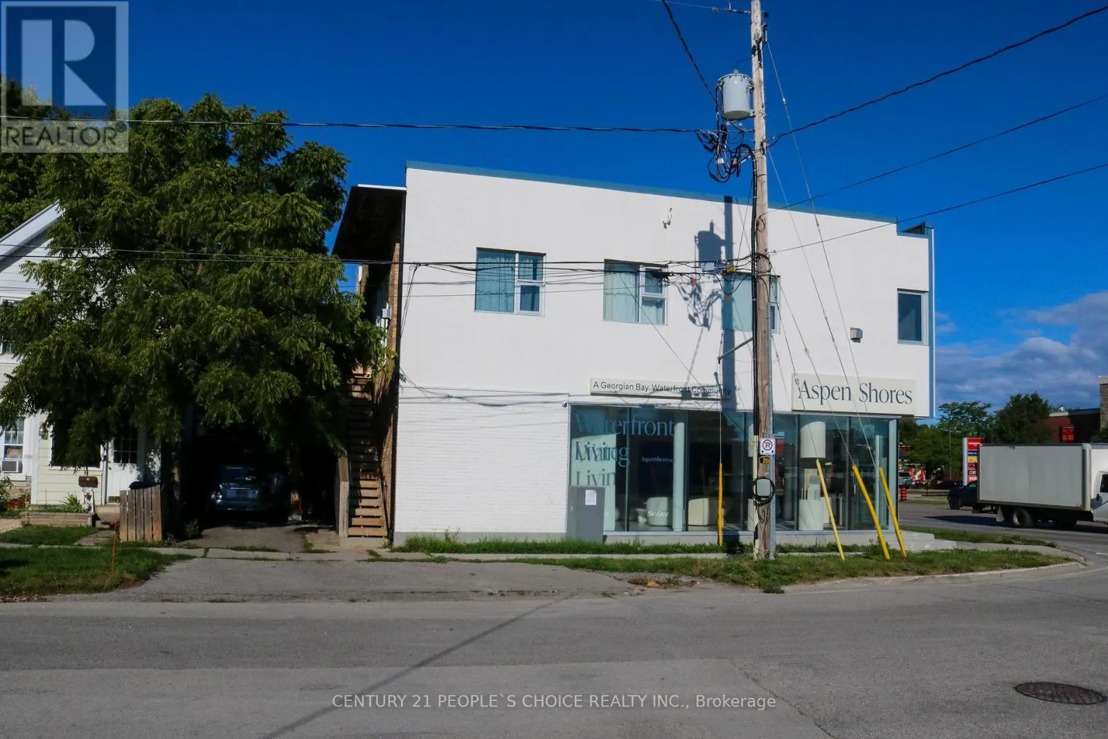 160 FIRST STREET