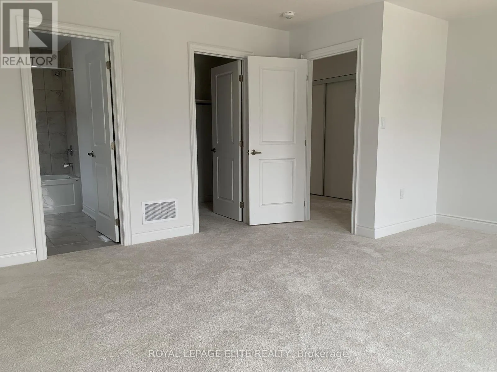 23 AMBER DRIVE