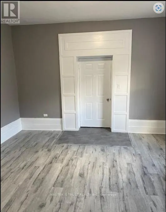 101 - 27 FRONT STREET