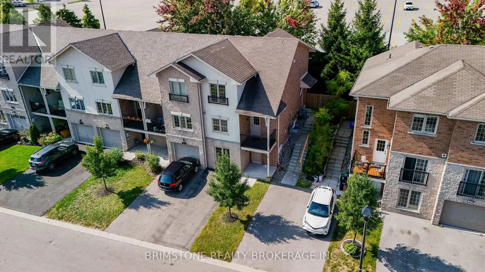 #33 / #34 - 175 STANLEY STREET
