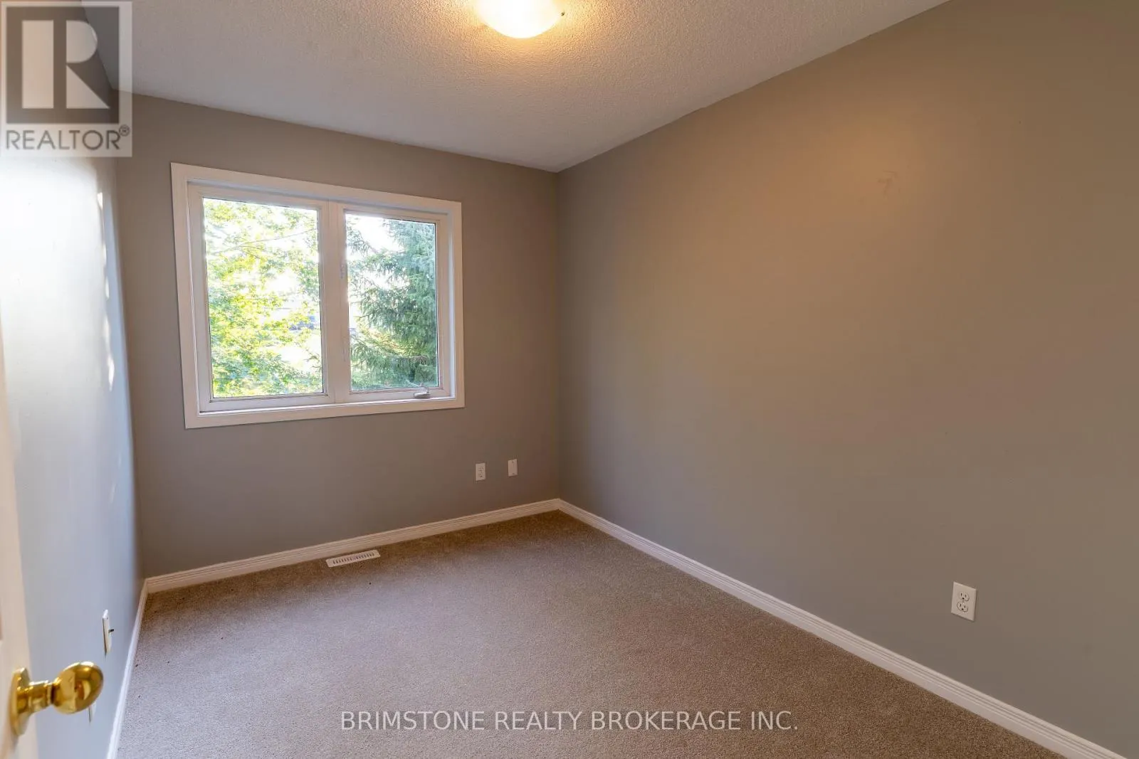 #33 / #34 - 175 STANLEY STREET