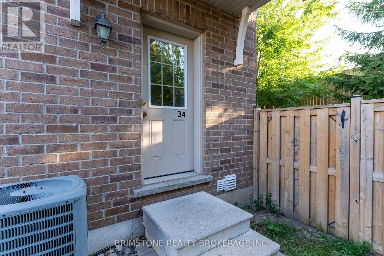 #33 / #34 - 175 STANLEY STREET