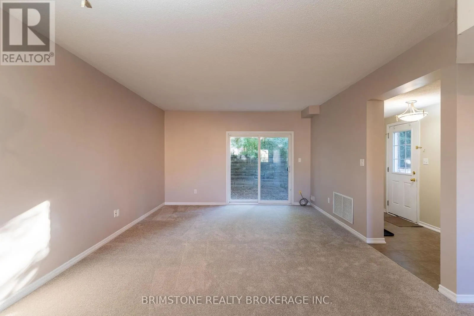#33 / #34 - 175 STANLEY STREET