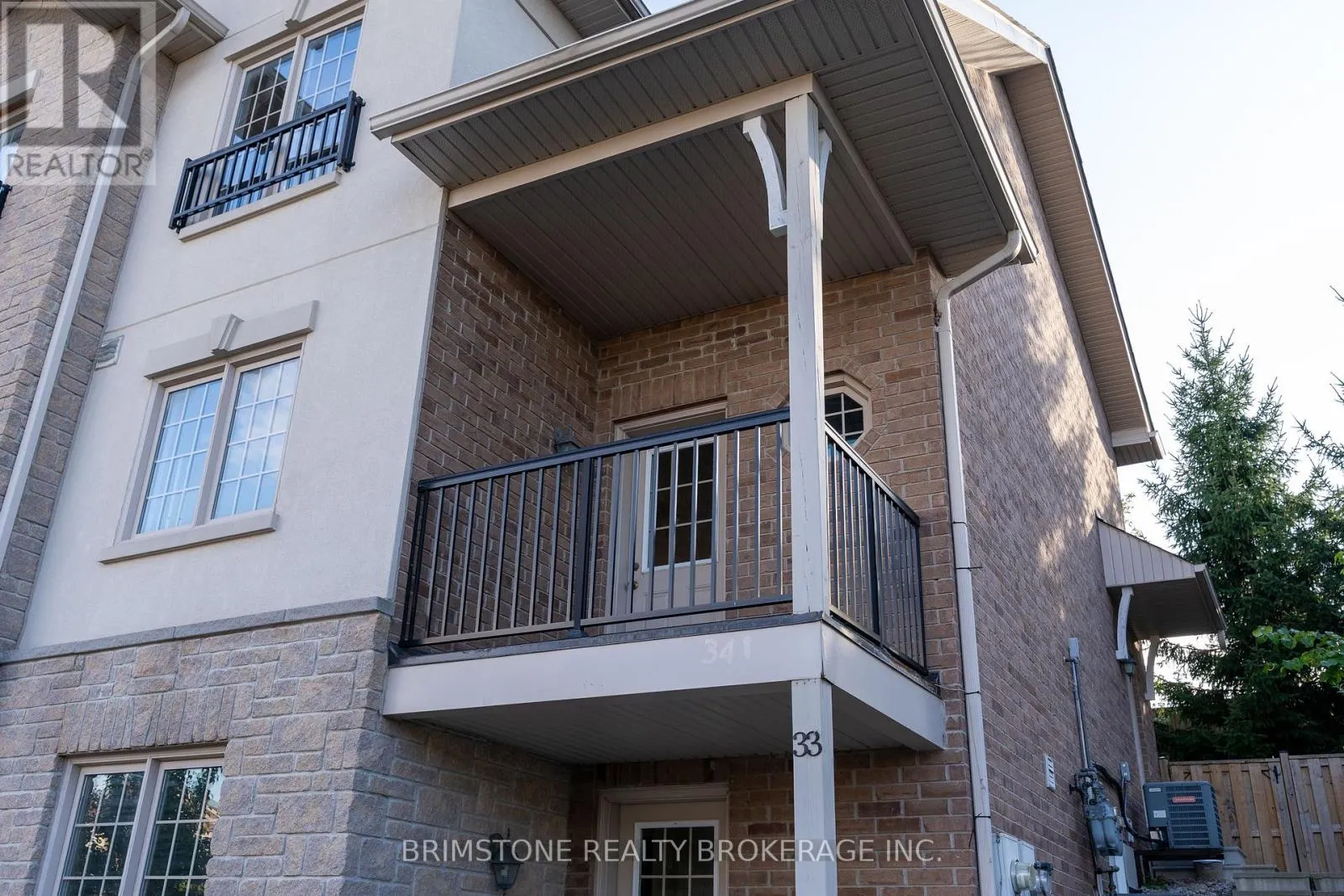 #33 / #34 - 175 STANLEY STREET