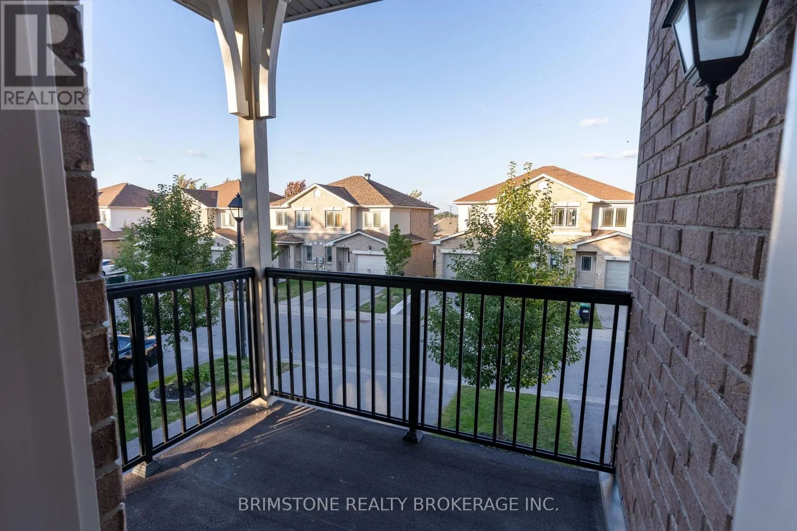 #33 / #34 - 175 STANLEY STREET