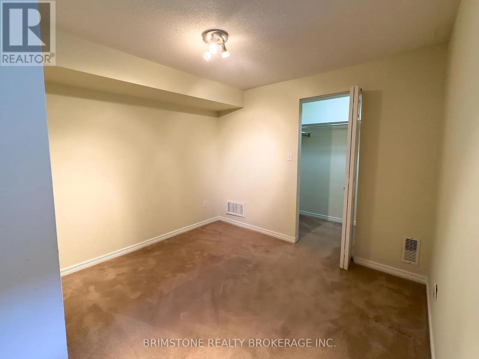 #33 / #34 - 175 STANLEY STREET