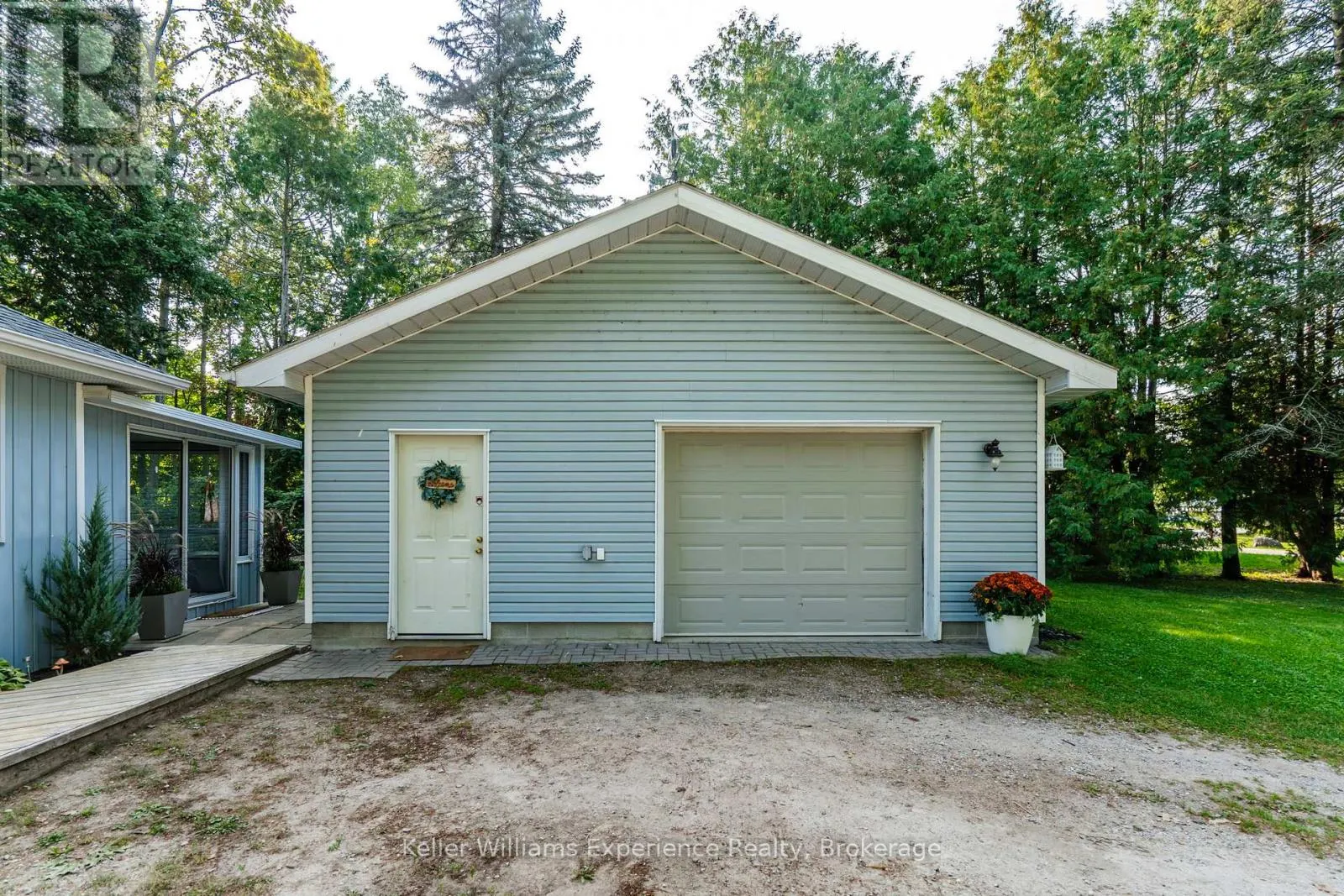 727 MCMURTRY ROAD