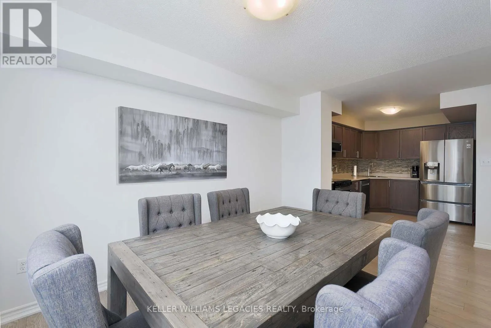 7 - 57 FERNDALE DRIVE S