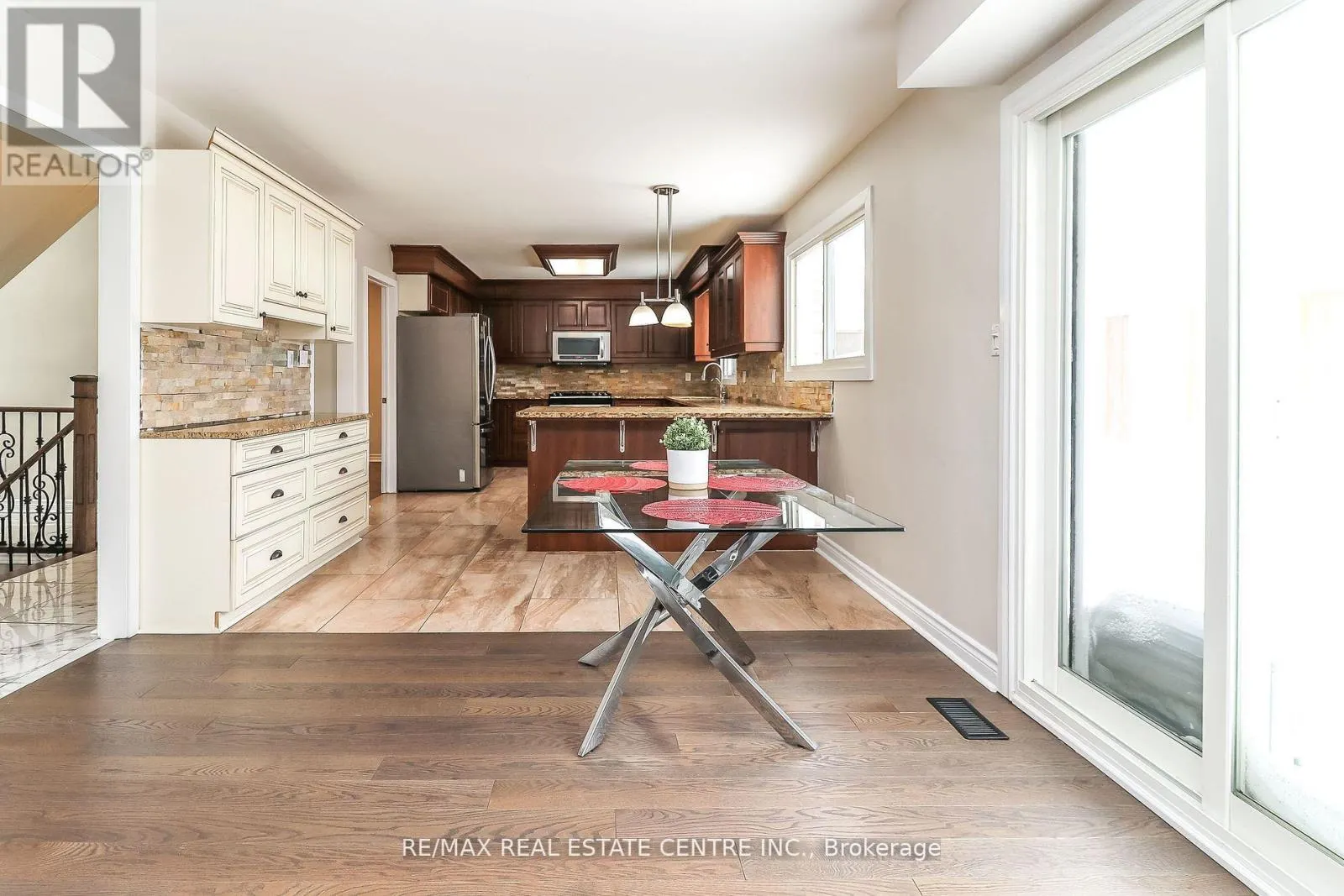22 MEADOWLARK ROAD