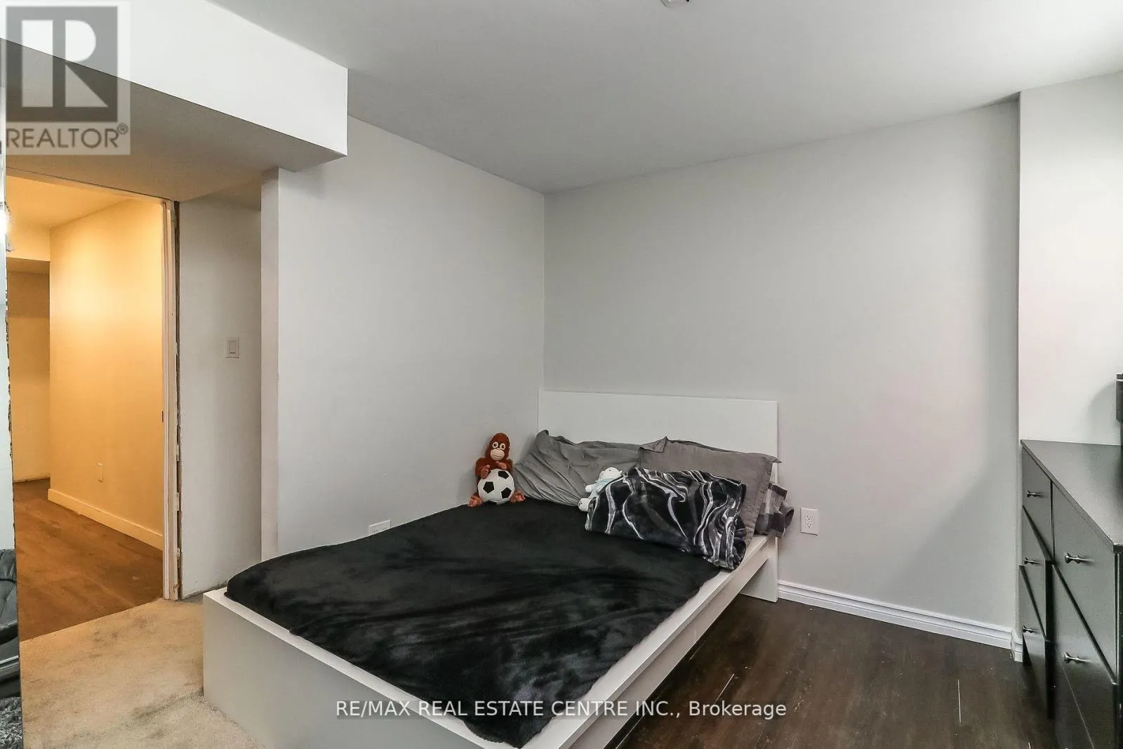 22 MEADOWLARK ROAD