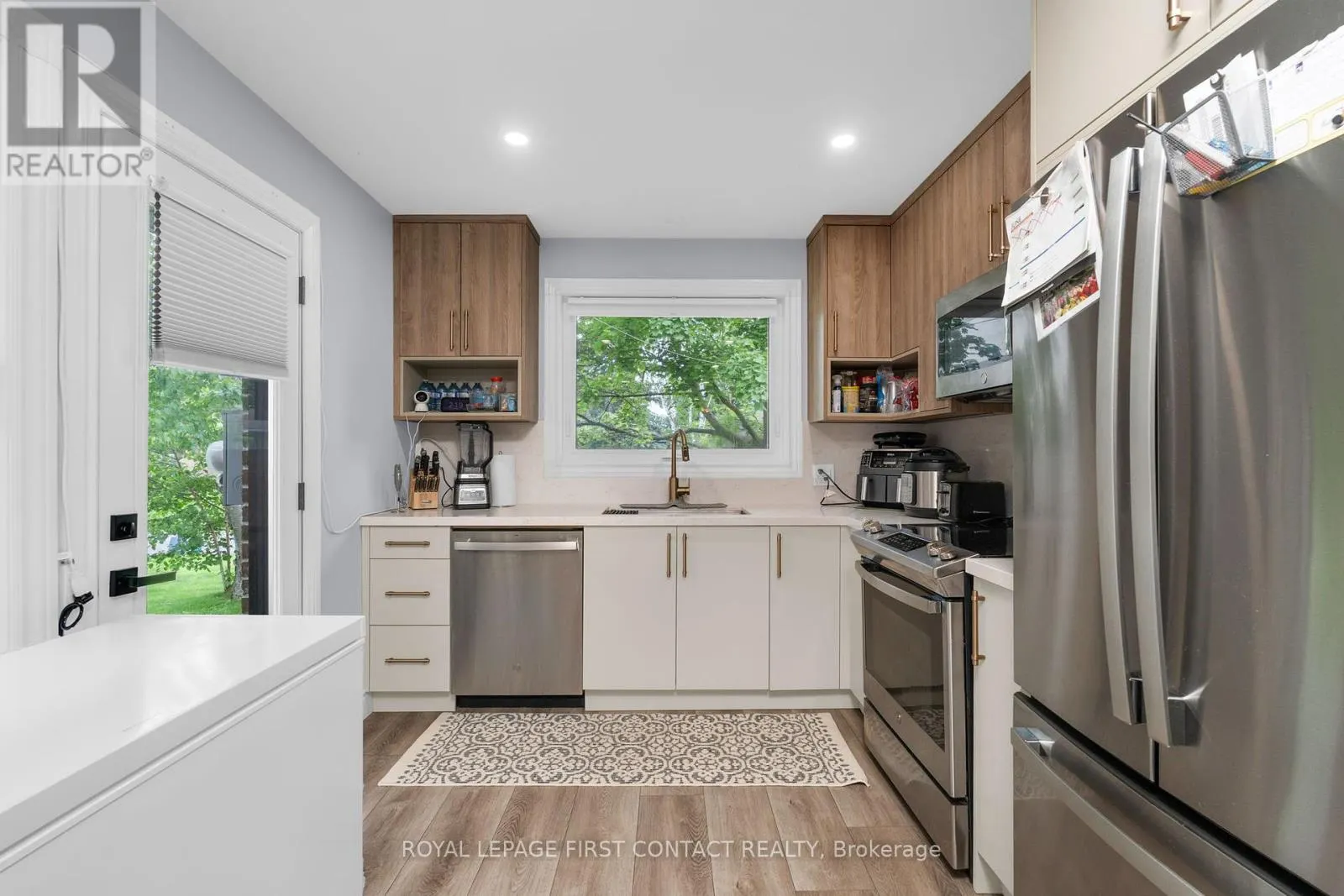 26 OTTAWAY AVENUE