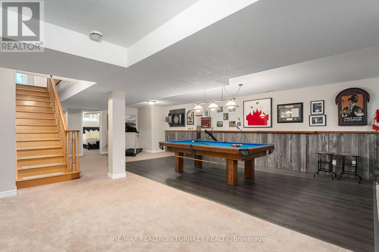 61 BROADVIEW STREET