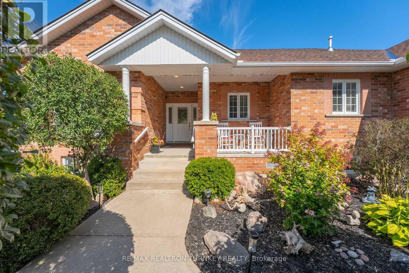 61 BROADVIEW STREET