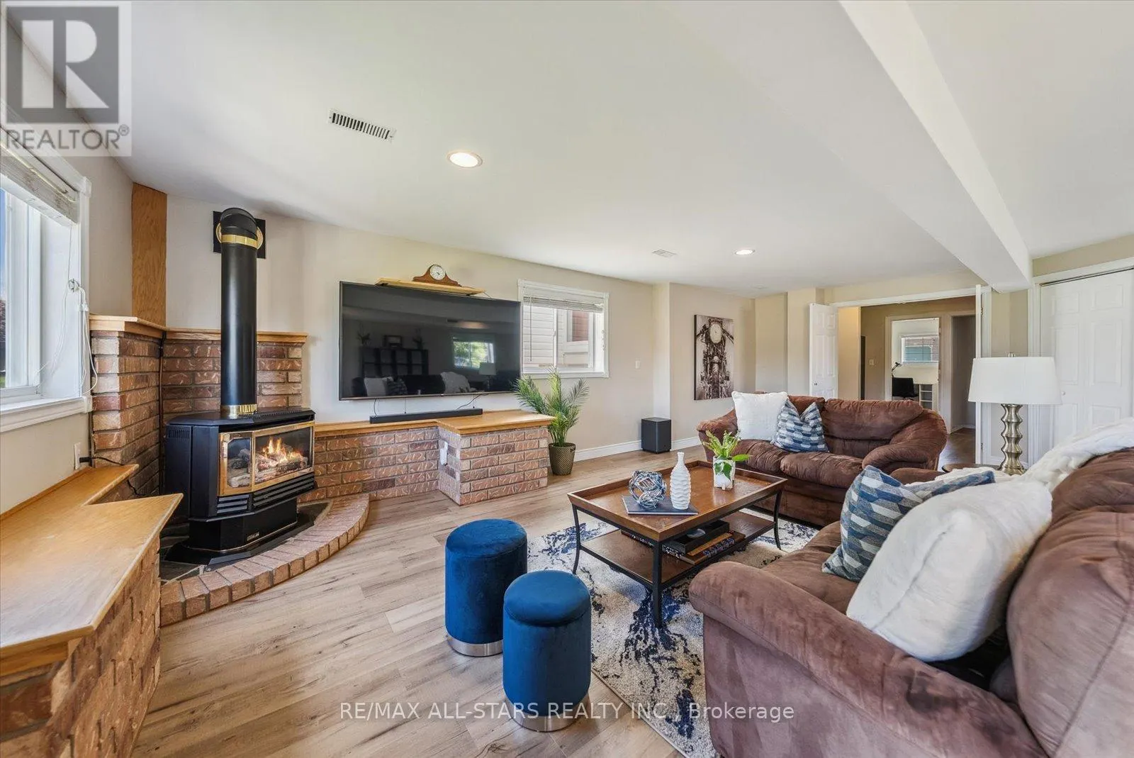 54 MARLOW CIRCLE
