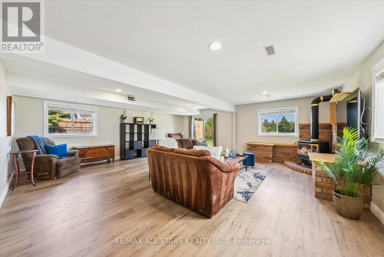 54 MARLOW CIRCLE