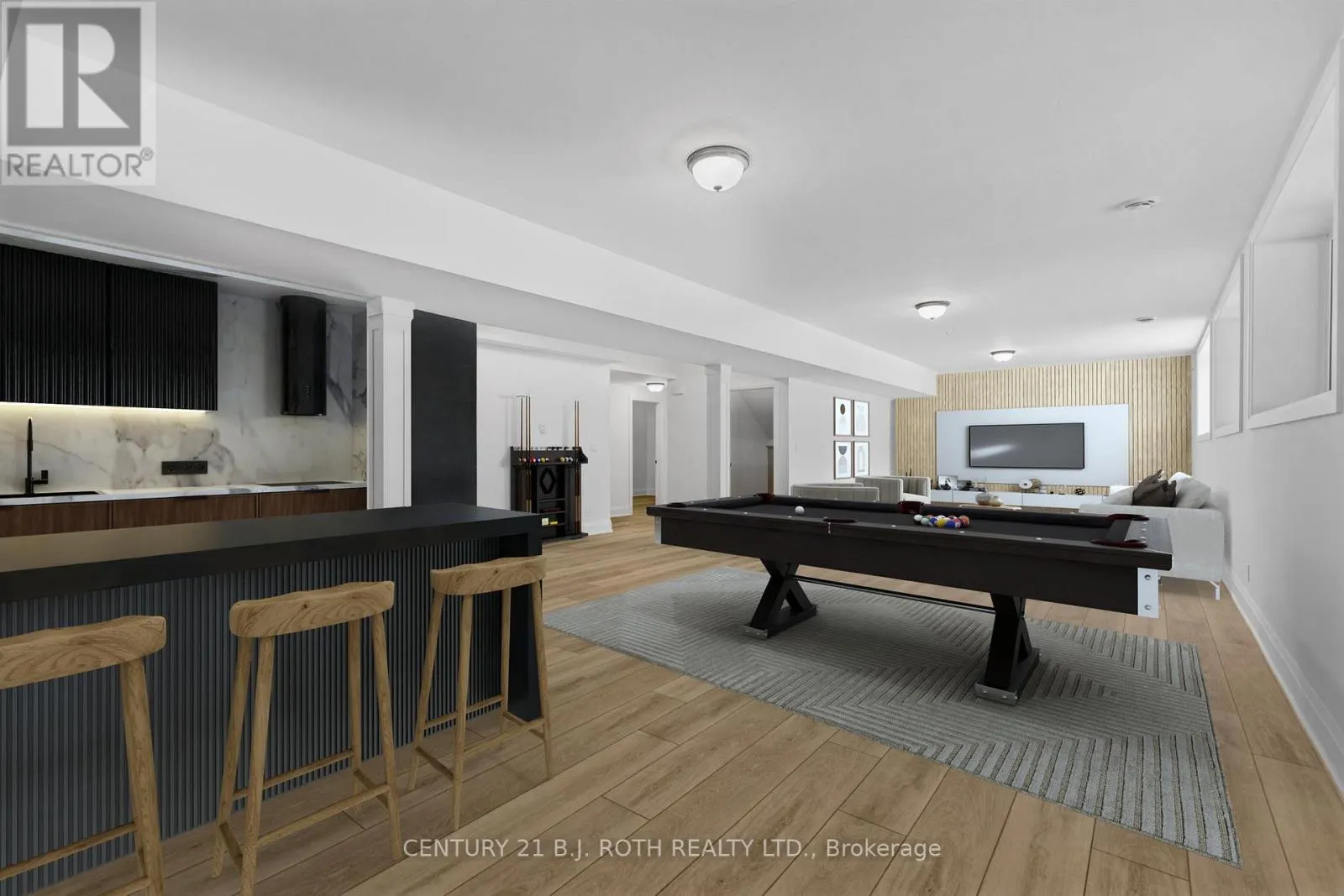 8 CLYDESDALE COURT