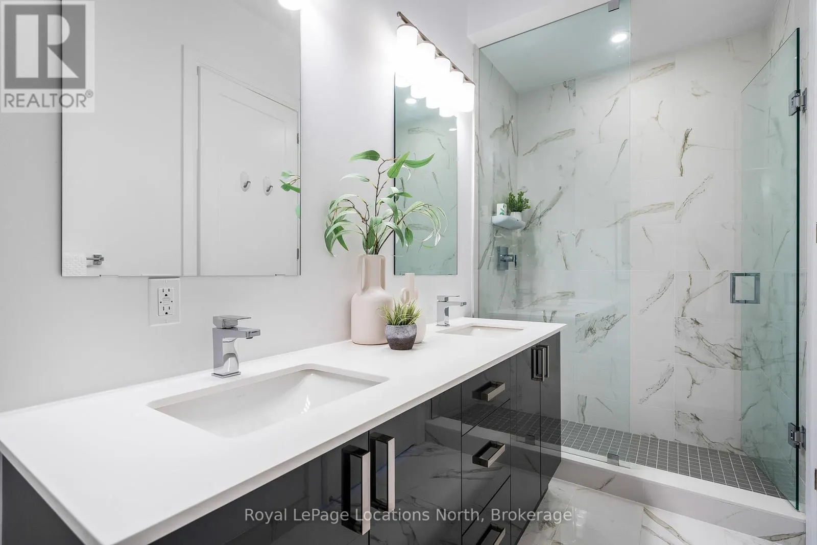 PH609 - 1 HUME STREET, #PH609