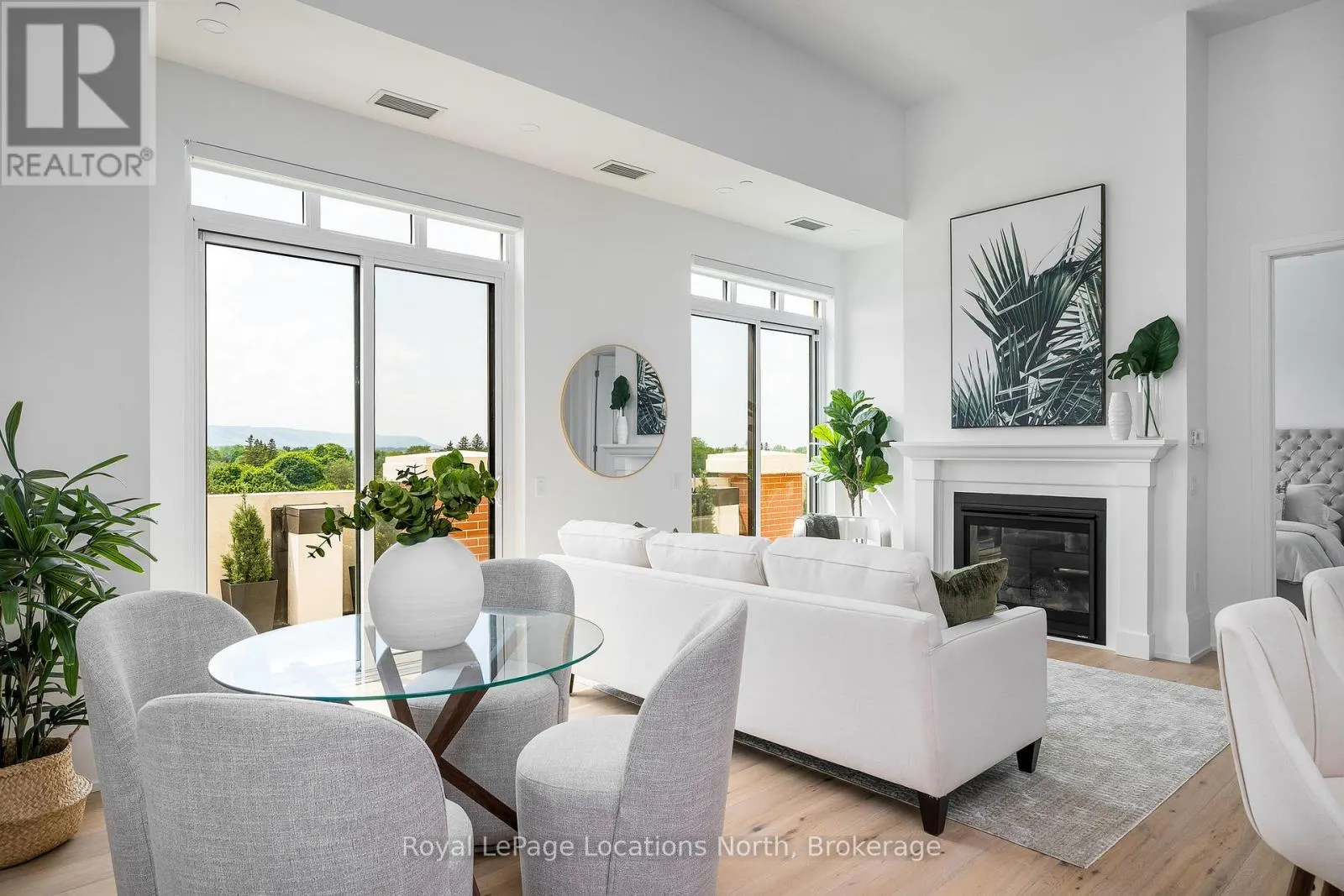 PH609 - 1 HUME STREET, #PH609