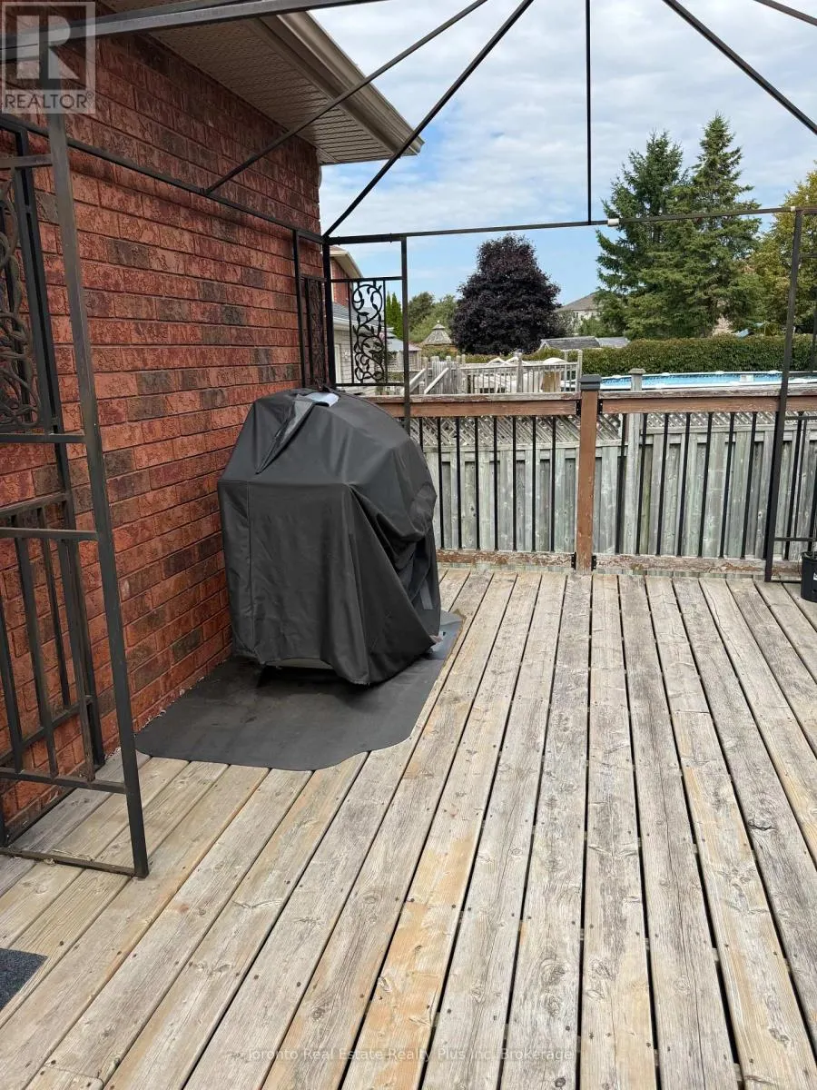 55 MARSELLUS DRIVE