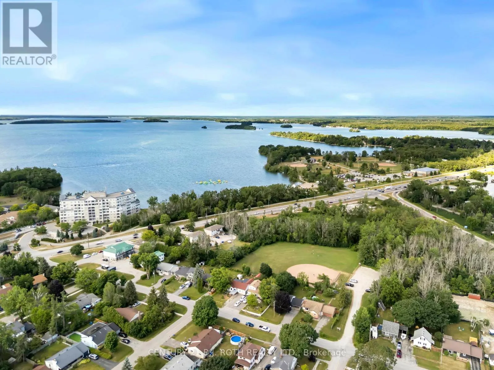 392 BAYVIEW PARKWAY