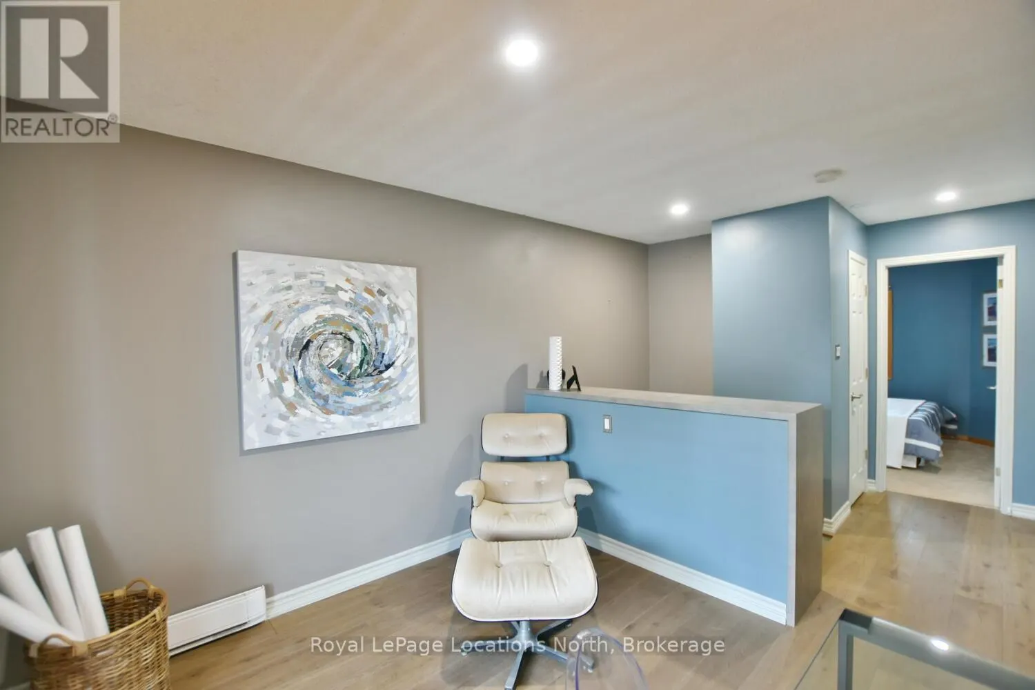 153 - 30 RAMBLINGS WAY, #153