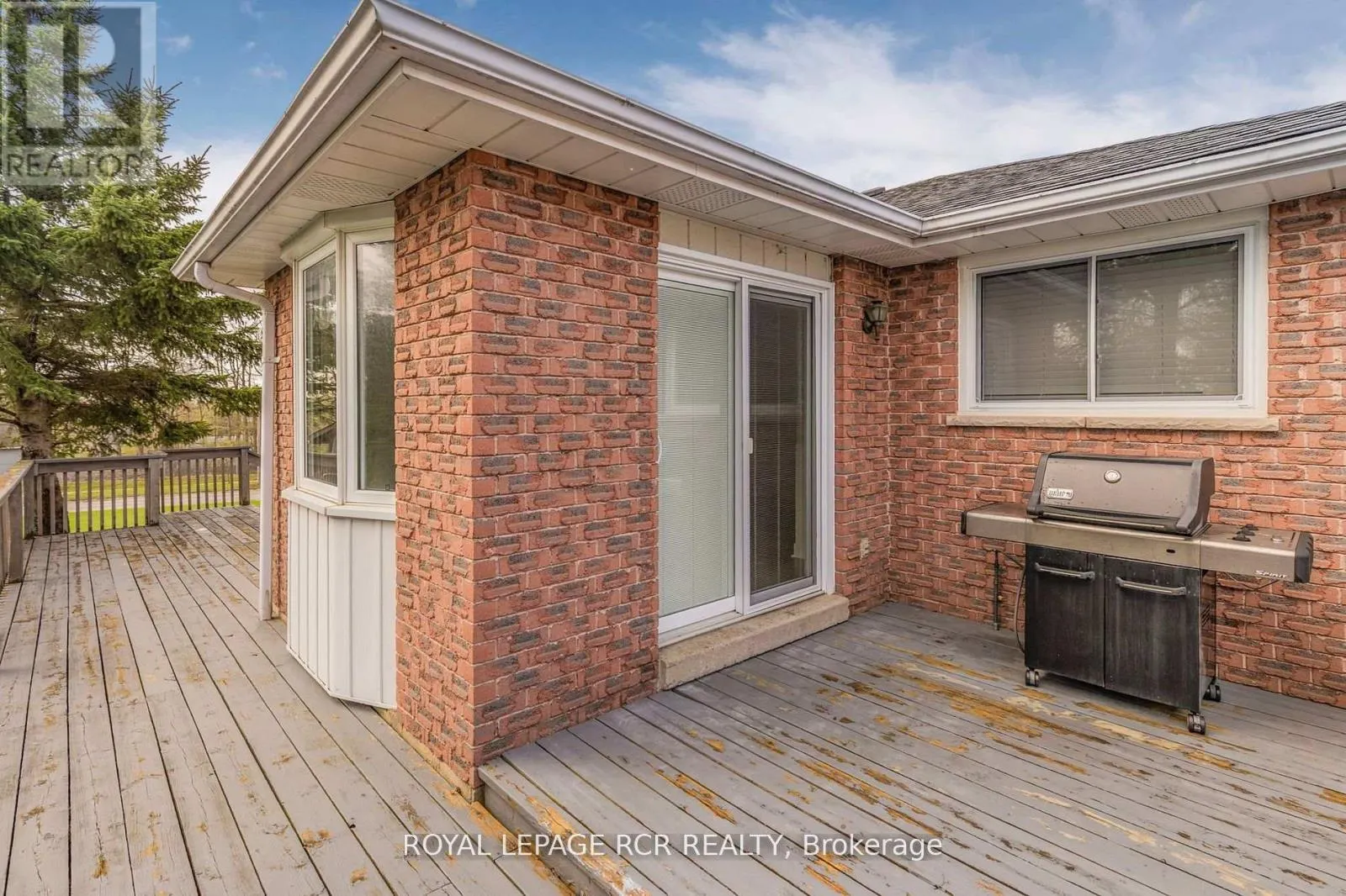 80 WOODSIDE DRIVE