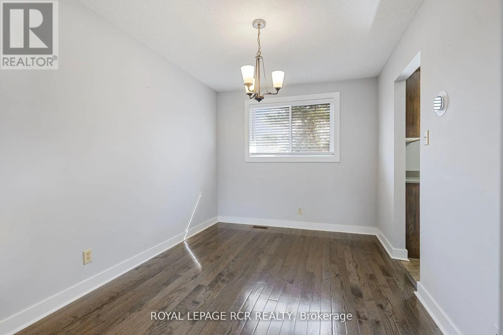 80 WOODSIDE DRIVE
