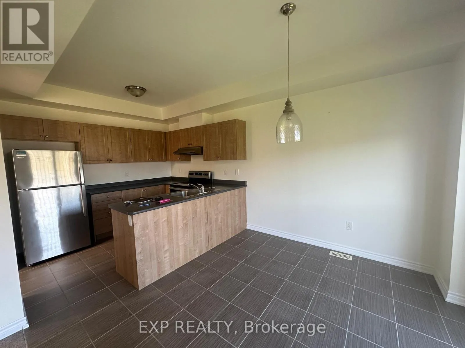 208 ISABELLA DRIVE