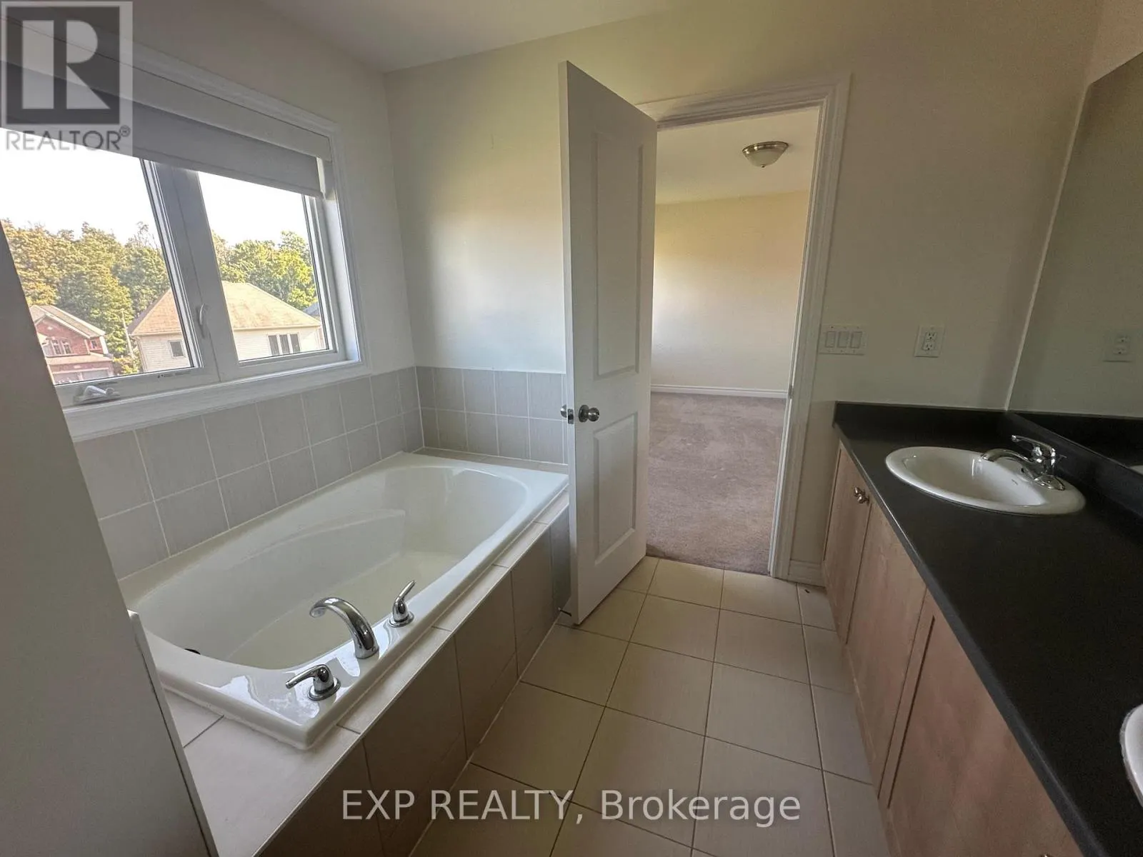 208 ISABELLA DRIVE