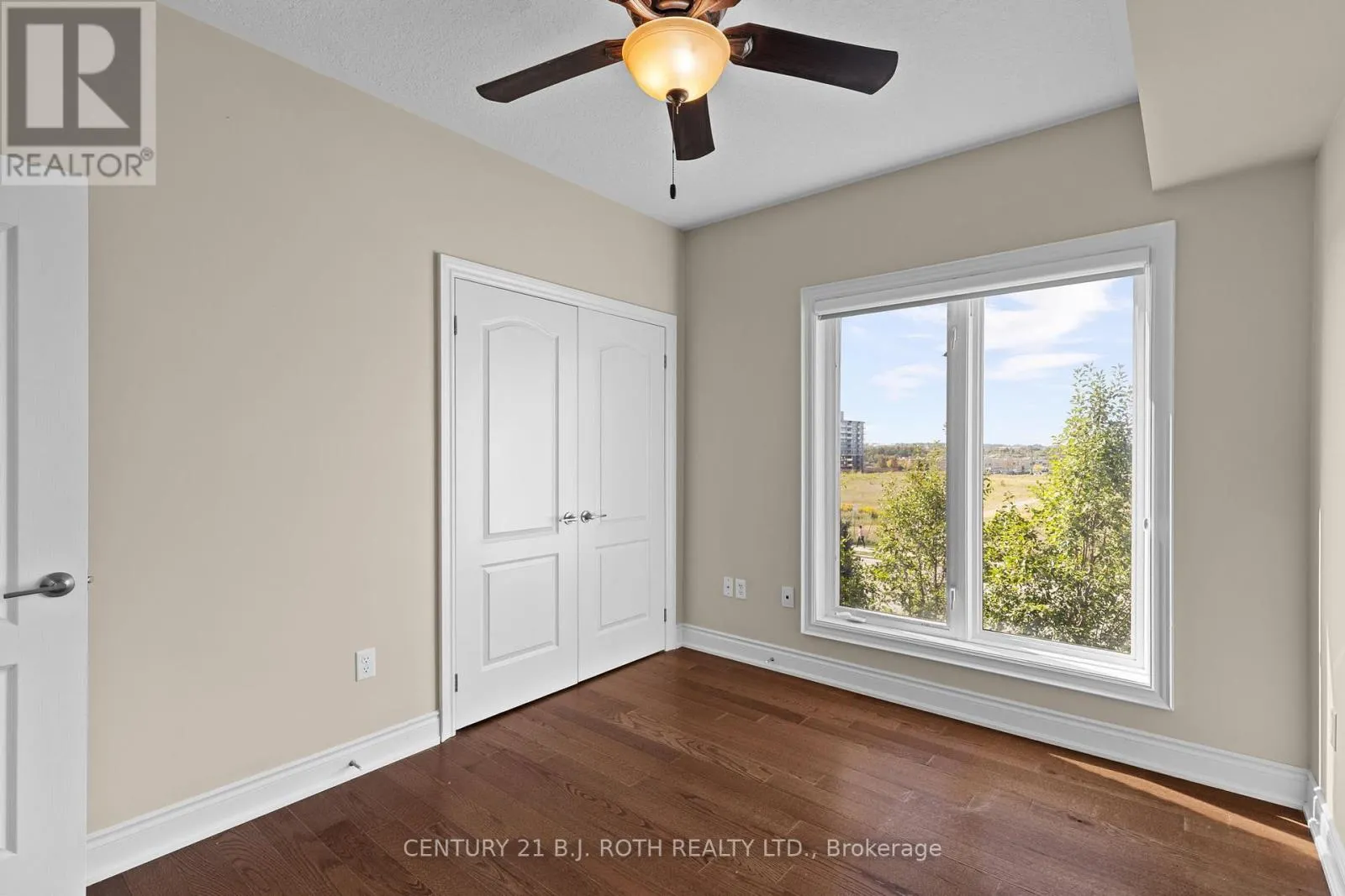 218 - 720 YONGE STREET