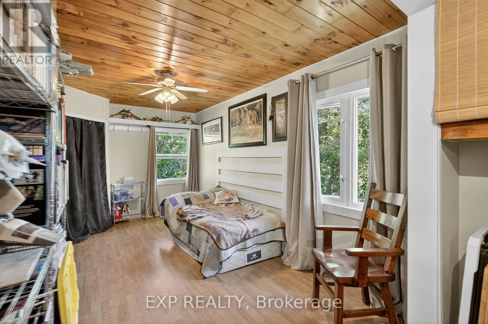 481 LAKESHORE ROAD E